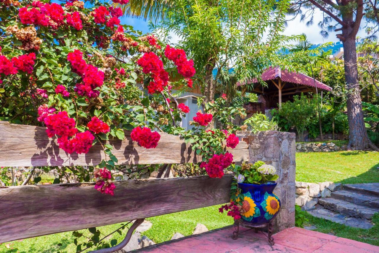 Hotel Terrazas Del Lago San Antonio Palopo ภายนอก รูปภาพ
