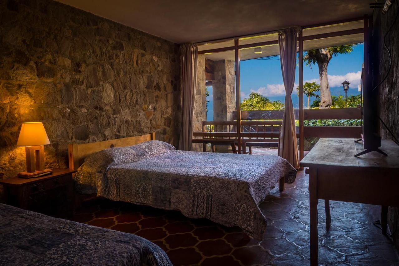 Hotel Terrazas Del Lago San Antonio Palopo ภายนอก รูปภาพ