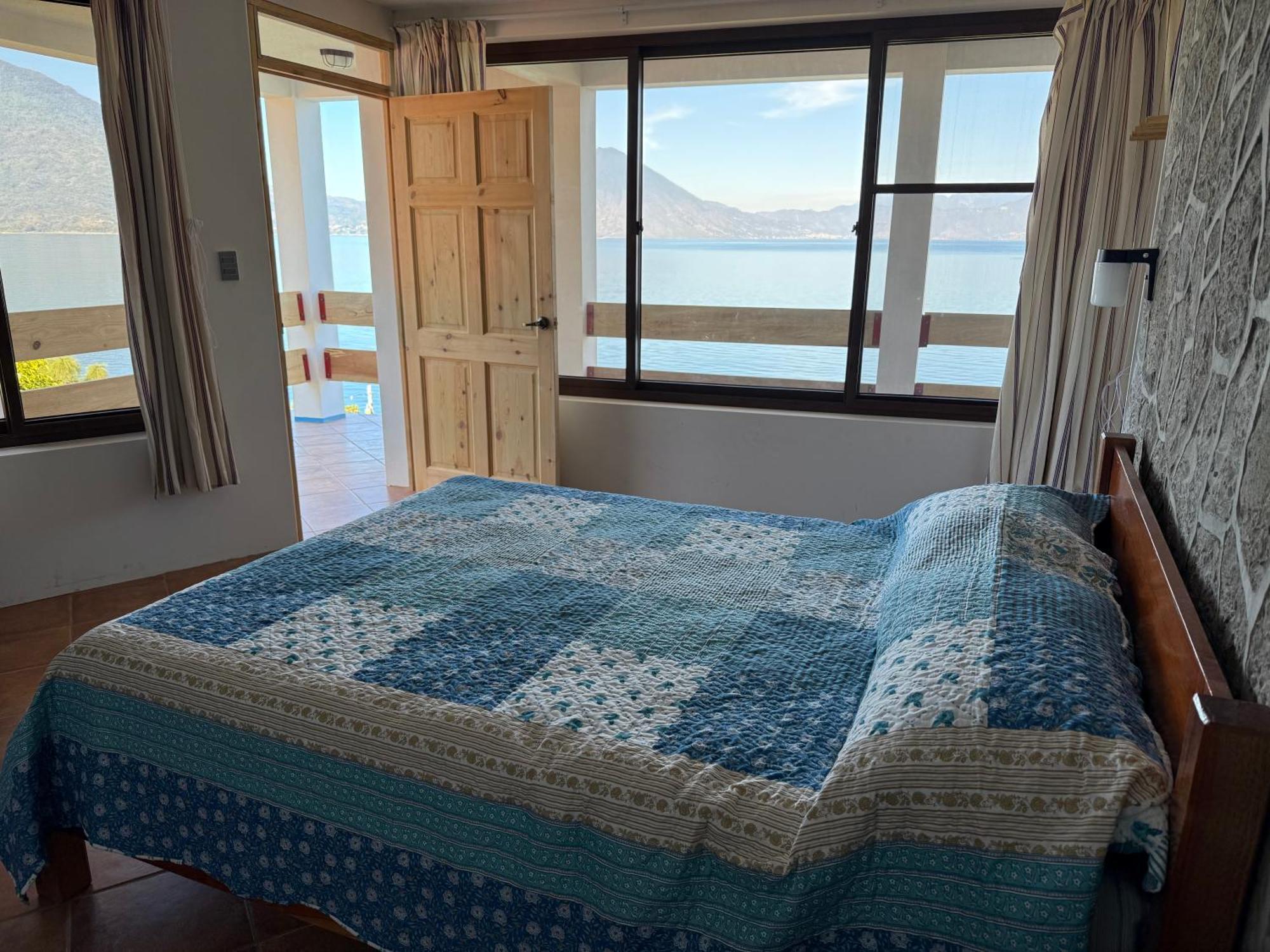 Hotel Terrazas Del Lago San Antonio Palopo ภายนอก รูปภาพ